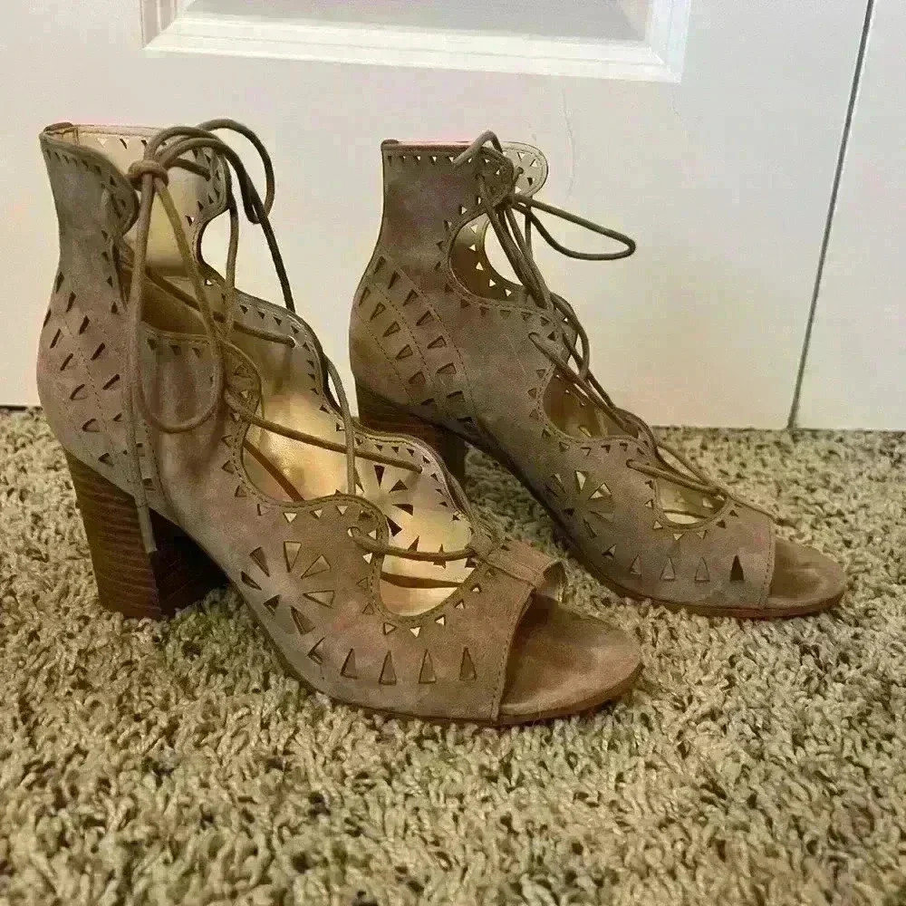 Nine West Lace Heeled Shoes